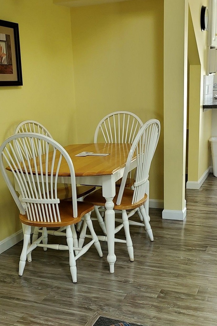 When not dining on the deck, our guests enjoy this dining area adjacent to the kitchen and living room.